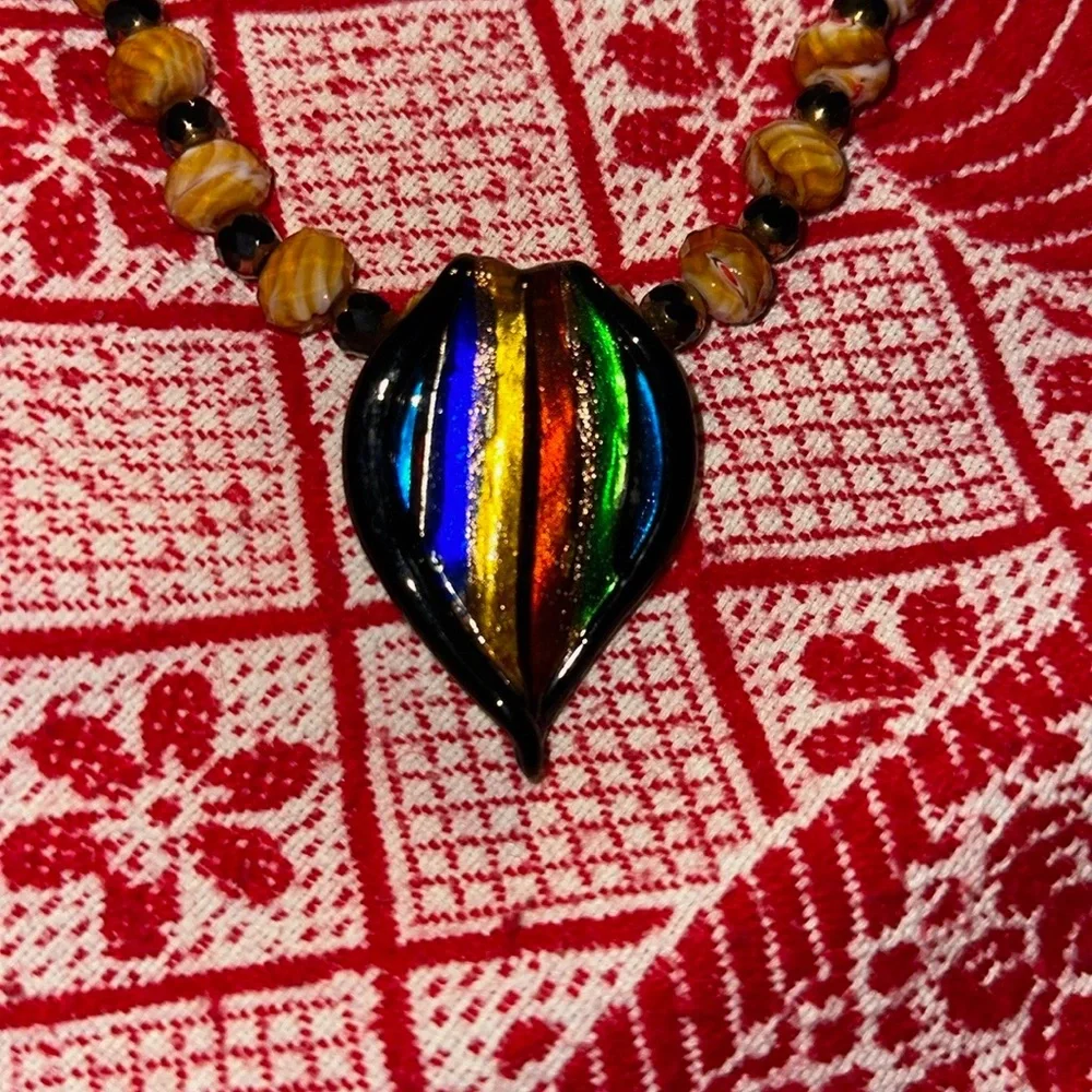 Multicolored Necklace - Picture 2 of 4